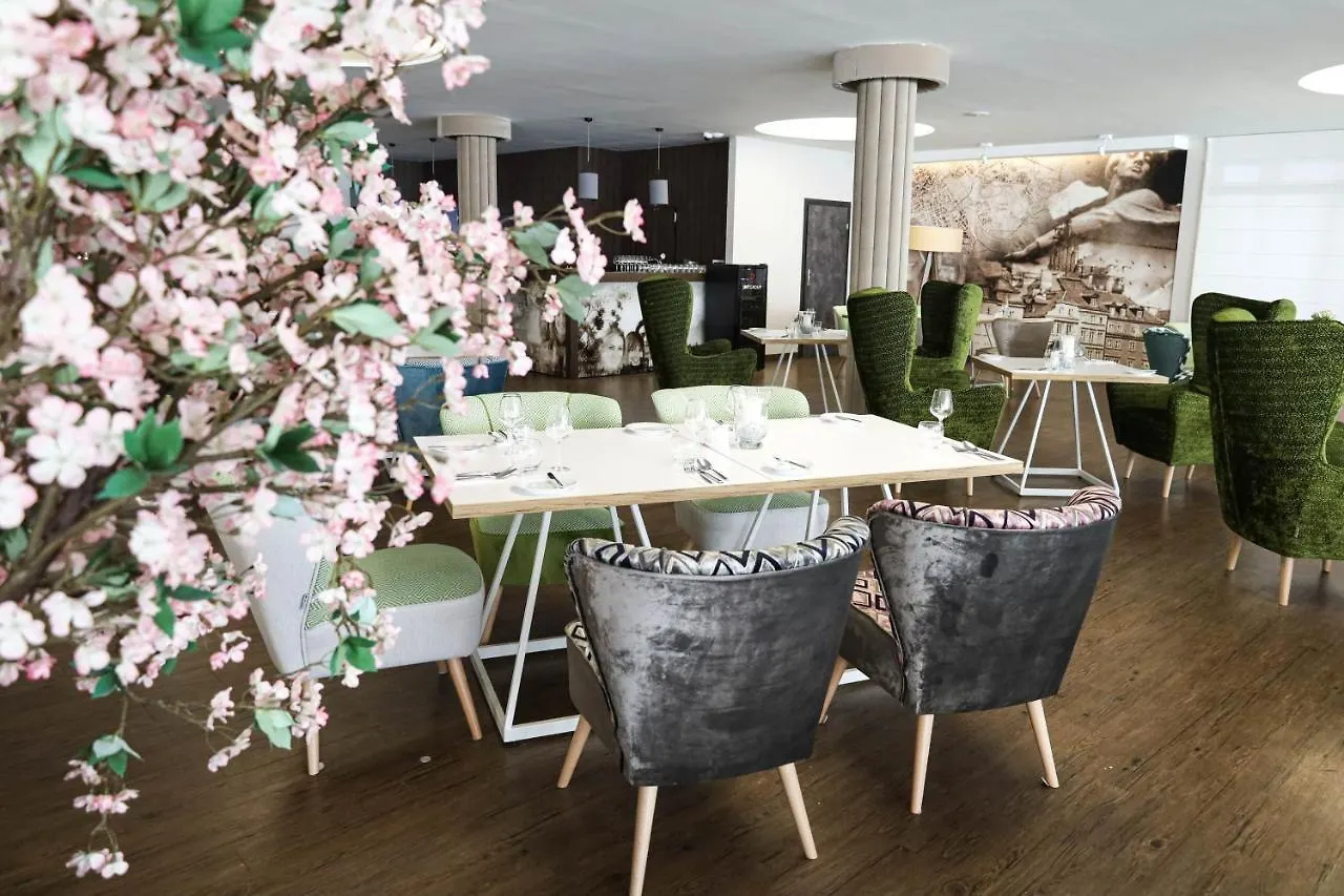 Citi Hotel'S Warszawa-Falenty Raszyn Bed & Breakfast